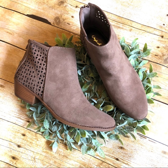 New! LAST PAIR!! Nutmeg Brown Bootie With Zipper - Picture 7 of 8
